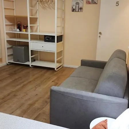 吉由利亚魅力度假旅馆 4* 斯培西亚