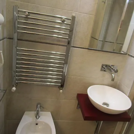 吉由利亚魅力度假旅馆 招待所 4*