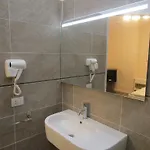 吉由利亚魅力度假旅馆 4*