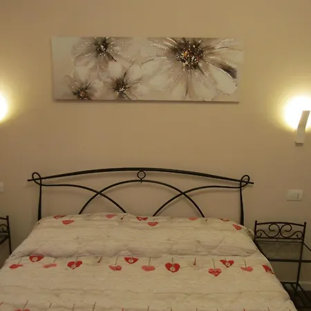 Glam Giulia La Spezia